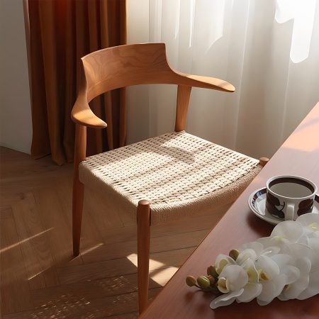 Ghế Ăn Gỗ Tự Nhiên Cổ Điển Thiết Kế Độc Đáo