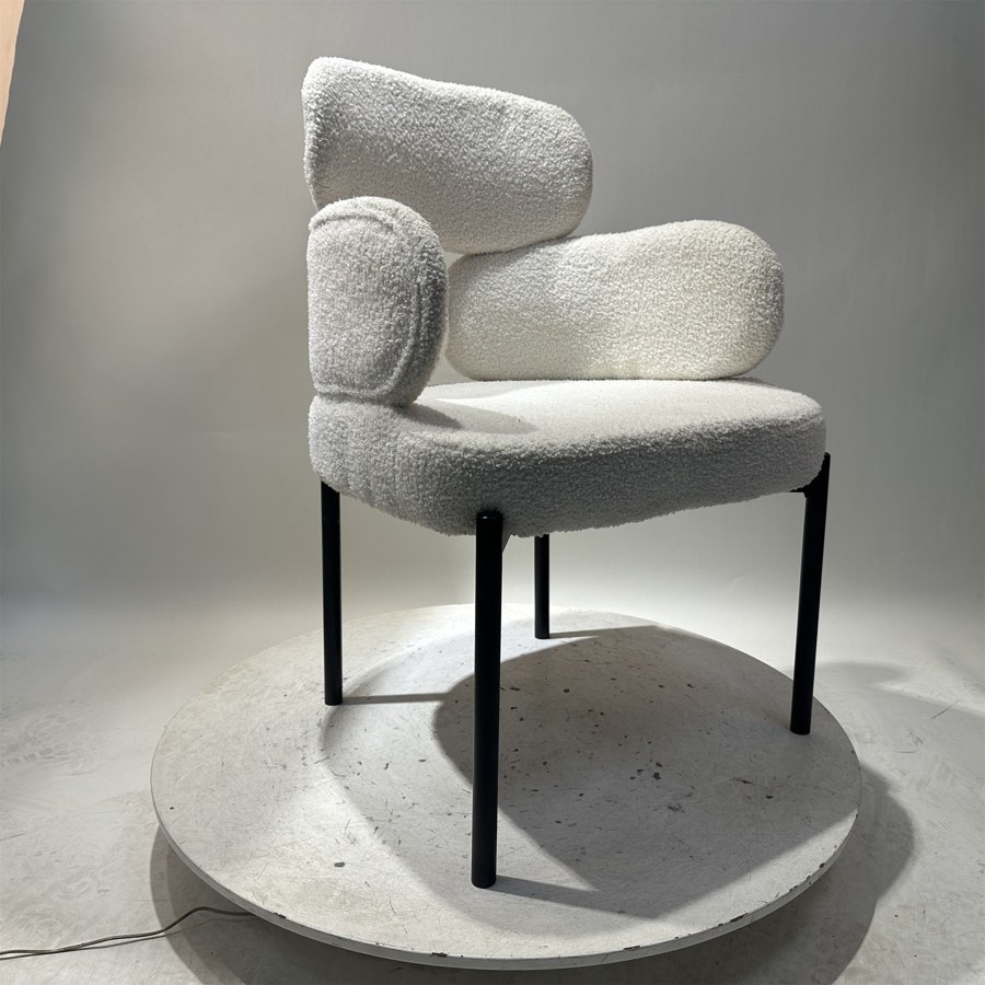 Ghế Ăn Vải Boucle Hiện Đại Chân Kim Loại Bền Bỉ Ghế Ăn Vải Boucle Hiện Đại Chân Kim Loại Bền Bỉ